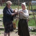 Ewa skjuter med pilbåge